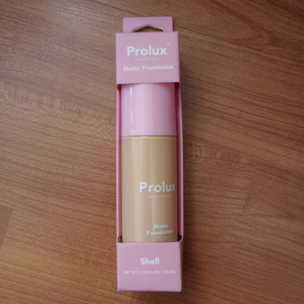 New Prolux Matte Foundation Makeup